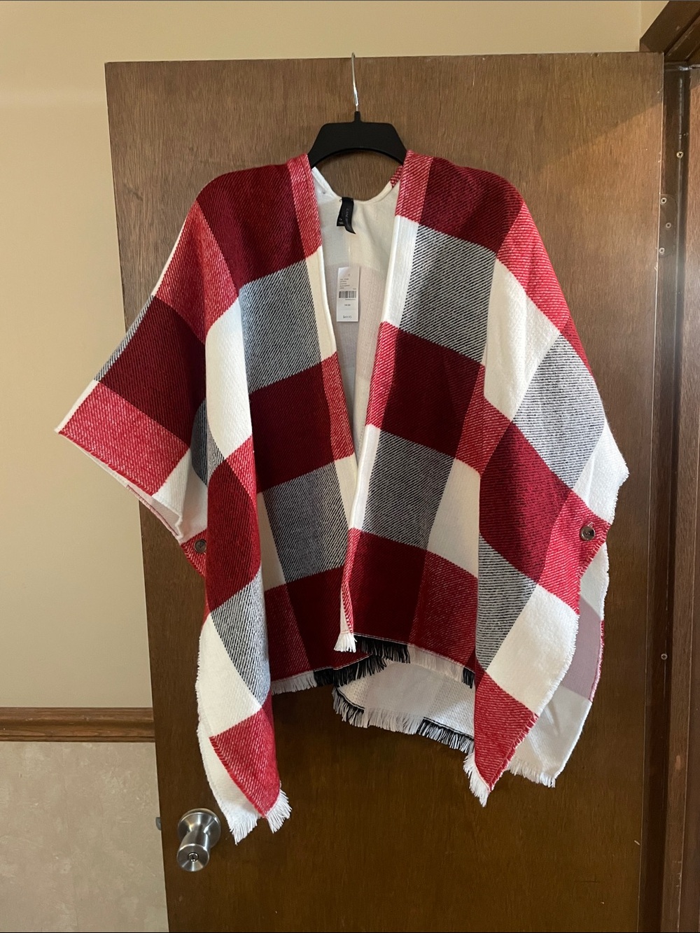 Lane Bryant Red White and Gray Buffalo Plaid Wrap Poncho